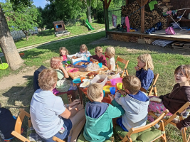 snídaně v trávě :)