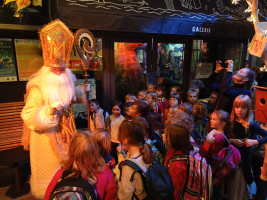 Setkání s Mikulášem v divadle Minor