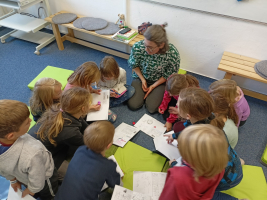 knihovna - program Škola naruby