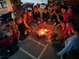 Zahájení adventu ve třídě